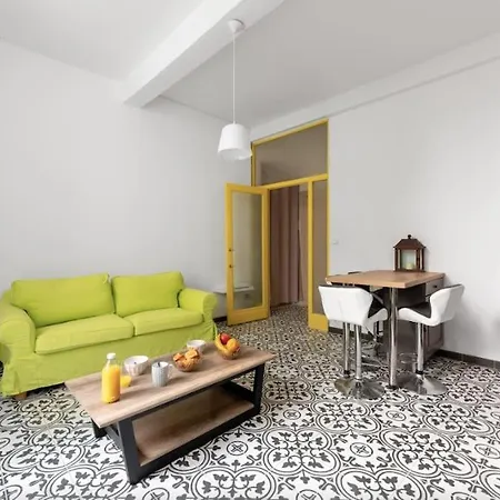 Chez Augustin, Studio En Plein Coeur De Ville Carcassonne Esterno foto